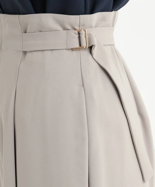 Andemiu（アンデミュウ）の「サイドベルトストレートパンツ640816（スラックス・レディース・ブラック/アイボリー/ライトグレー・SMALL/MEDIUM）」の9枚目の写真