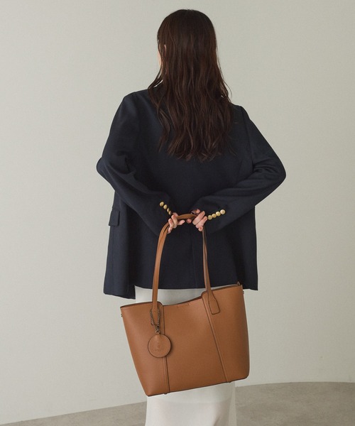 GUSCIO（グッシオ）の「【グッシオゴールド】ビジネストートバッグ　軽量　チャーム付　通勤通学（ビジネスバッグ・レディース・ネイビー/ベージュ/ブラック/ブラウン・FREE）」の15枚目の写真