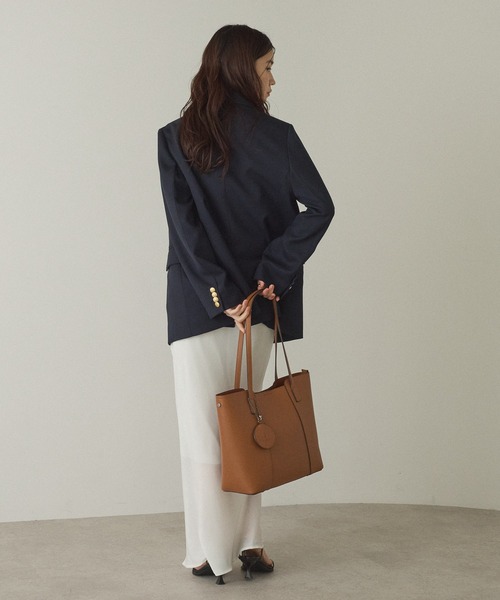 GUSCIO（グッシオ）の「【グッシオゴールド】ビジネストートバッグ　軽量　チャーム付　通勤通学（ビジネスバッグ・レディース・ネイビー/ベージュ/ブラック/ブラウン・FREE）」の22枚目の写真