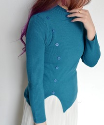 styiro（スタイロ）の「サイドボタンデザインタートルネックリブニット（ニット/セーター）」