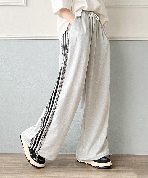 Nana(ナナ)の「レースサイドラインワイドパンツ(スウェットパンツ・レディース・ブラック/グレー・FREE)」の9枚目の写真