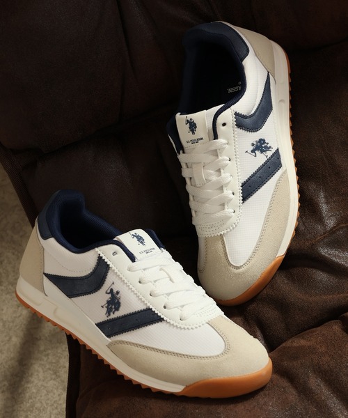 U.S. POLO ASSN.(ユーエスポロアッスン)の「【U.S. POLO ASSN./ユーエスポロアッスン】ワンポイント バイカラー Tトゥスニーカー WOMEN(スニーカー・レディース・イエロー/ブラック/ホワイト/ブルー・24.5cm/23cm/23.5cm/24cm/22.5cm)」の2枚目の写真