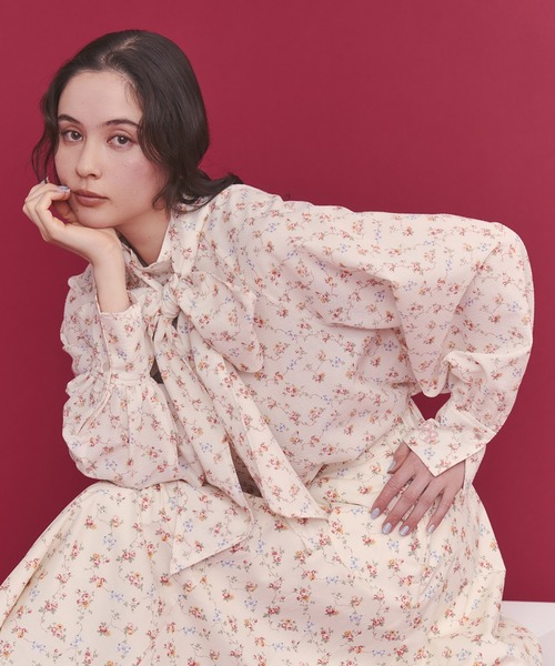 Cath Kidston(キャスキッドソン)の「ボウタイブラウス(シャツ/ブラウス・レディース・サックスブルー系/アイボリー/サックスブルー/ホワイト・FREE)」の13枚目の写真