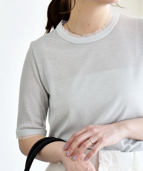 quaranciel(カランシエル)の「quaranciel:〈手洗い可能〉ラメ チュール リブ コンパクト TEE(Tシャツ/カットソー・レディース・ライトグリーン/グレー/ブラック/ホワイト・ONE SIZE)」の1枚目の写真