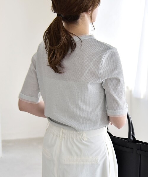 quaranciel(カランシエル)の「quaranciel:〈手洗い可能〉ラメ チュール リブ コンパクト TEE(Tシャツ/カットソー・レディース・ライトグリーン/グレー/ブラック/ホワイト・ONE SIZE)」の13枚目の写真