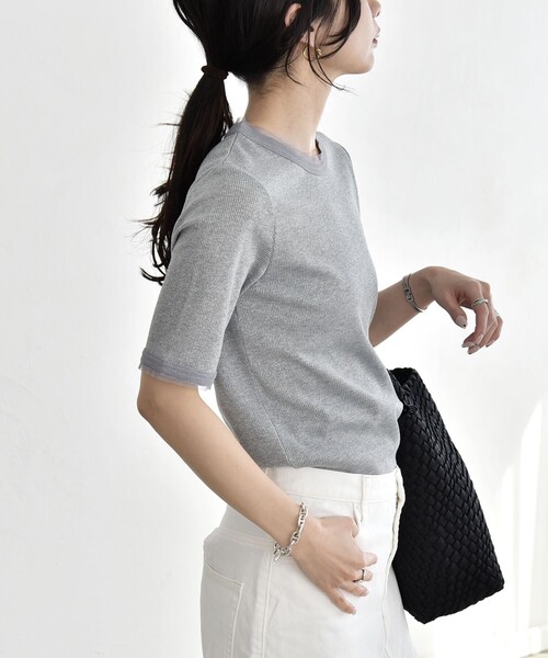 quaranciel(カランシエル)の「quaranciel:〈手洗い可能〉ラメ チュール リブ コンパクト TEE(Tシャツ/カットソー・レディース・ライトグリーン/グレー/ブラック/ホワイト・ONE SIZE)」の22枚目の写真