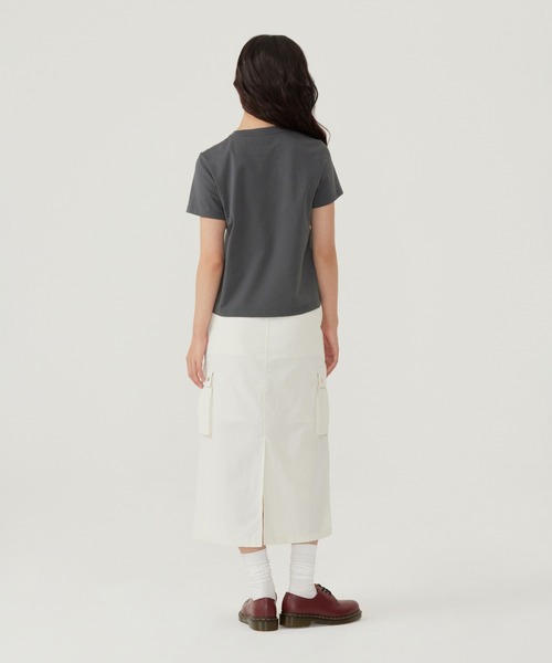 COVERNAT(カバーナット)の「WOMEN CLOVER GRAPHIC T-SHIRT(Tシャツ/カットソー・レディース・チャコールグレー/ブルー/キナリ/ホワイト・LARGE/MEDIUM/SMALL)」の7枚目の写真