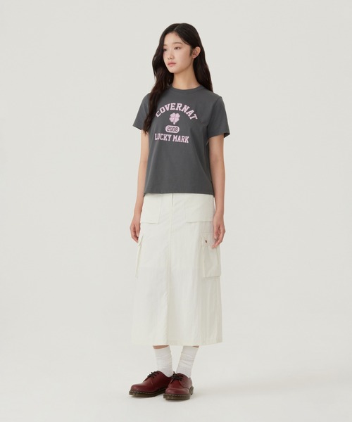 COVERNAT(カバーナット)の「WOMEN CLOVER GRAPHIC T-SHIRT(Tシャツ/カットソー・レディース・チャコールグレー/ブルー/キナリ/ホワイト・LARGE/MEDIUM/SMALL)」の6枚目の写真