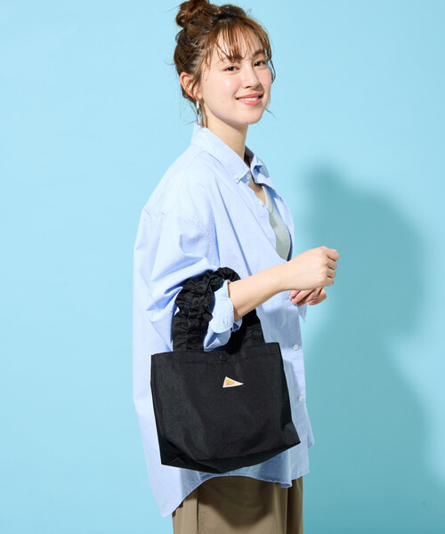 FREAK'S STORE(フリークスストア)の「限定展開 KELTY × FREAK'S STORE/ケルティ 別注 Frill Handle Tote Bag/フリルハンドル トートバッグ(トートバッグ・レディース・ブルーグリーン/ブラック/ベージュ/レオパード・ONE SIZE)」の12枚目の写真