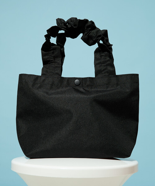 FREAK'S STORE(フリークスストア)の「限定展開 KELTY × FREAK'S STORE/ケルティ 別注 Frill Handle Tote Bag/フリルハンドル トートバッグ(トートバッグ・レディース・ブルーグリーン/ブラック/ベージュ/レオパード・ONE SIZE)」の17枚目の写真