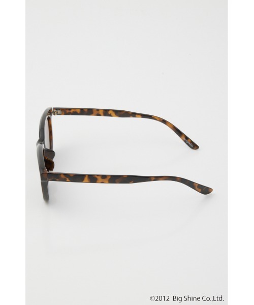 SLY（スライ）の「【noeyedia】CAT EYE EYEWEAR ノーアイディアキャットアイアイウェア 春服（サングラス・レディース・ブラウン/ブラック・FREE）」の13枚目の写真