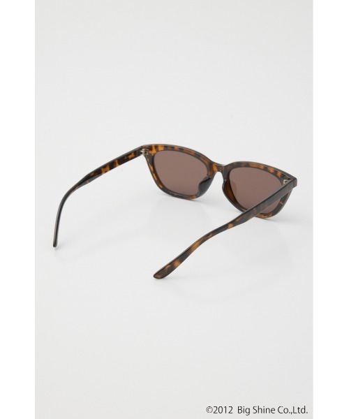 SLY（スライ）の「【noeyedia】CAT EYE EYEWEAR ノーアイディアキャットアイアイウェア 春服（サングラス・レディース・ブラウン/ブラック・FREE）」の14枚目の写真