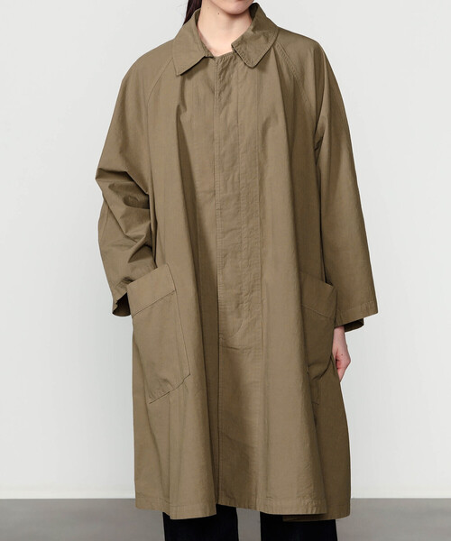 ORCIVAL（オーシバル）の「ORCIVAL | ガーメントダイ コットン Aライン ラグランコート WOMEN（ステンカラーコート・レディース・ベージュ系その他/ブラック系その他・1）」の13枚目の写真