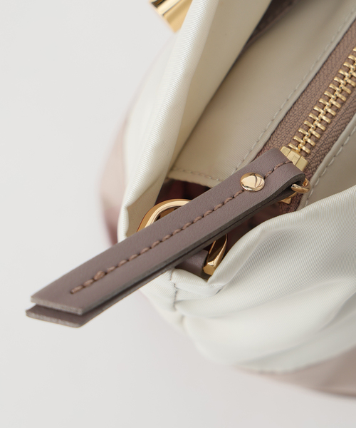 La TOTALITE（ラトータリテ）の「《WEB限定》VIOLAd’ORO / ヴィオラドーロ ナイロンコンビトート S（トートバッグ・レディース・ベージュ/ピンク・FREE）」の16枚目の写真