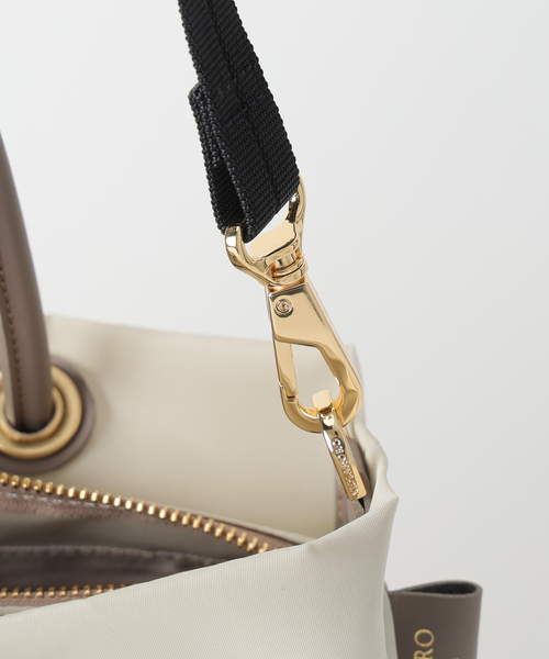La TOTALITE（ラトータリテ）の「《WEB限定》VIOLAd’ORO / ヴィオラドーロ ナイロンコンビトート S（トートバッグ・レディース・ベージュ/ピンク・FREE）」の7枚目の写真