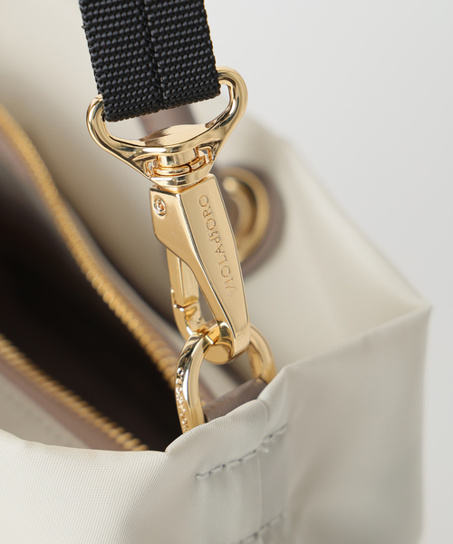 La TOTALITE（ラトータリテ）の「《WEB限定》VIOLAd’ORO / ヴィオラドーロ ナイロンコンビトート S（トートバッグ・レディース・ベージュ/ピンク・FREE）」の8枚目の写真