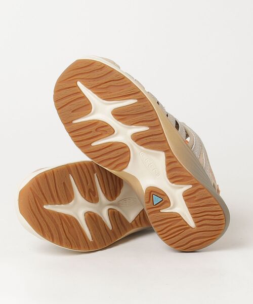 KEEN(キーン)の「WHISPER LITE / ウィスパー ライト / レディース サンダル(サンダル・レディース・ベージュ・26cm/25.5cm/25cm/24.5cm/24cm/23.5cm/23cm/22.5cm)」の3枚目の写真