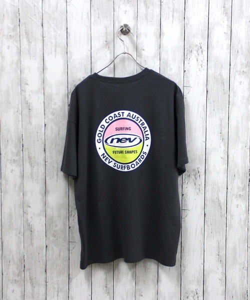 NEV（ネブ）の「【NEV】オーバーサイズ グラフィックプリント Tシャツ（Tシャツ/カットソー・メンズ・ホワイト系その他/ネイビー/ブルー系その他/チャコール/グレー系その他/オフホワイト/杢グレー/ダークグリーン・M/L/XL）」の5枚目の写真