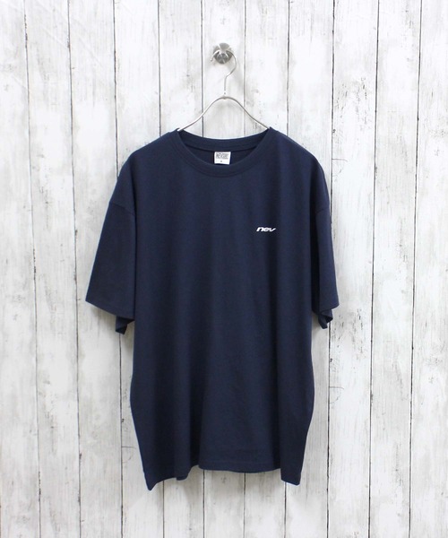 NEV（ネブ）の「【NEV】オーバーサイズ グラフィックプリント Tシャツ（Tシャツ/カットソー・メンズ・ホワイト系その他/ネイビー/ブルー系その他/チャコール/グレー系その他/オフホワイト/杢グレー/ダークグリーン・M/L/XL）」の13枚目の写真