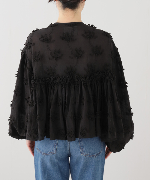 crinkle crinkle crinkle(クリンクルクリンクルクリンクル)の「【crinkle crinkle crinkle】 3D embroidery gather bolero(ブルゾン・レディース・ホワイト/ブラック・FREE)」の11枚目の写真