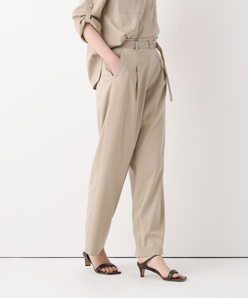 allureville(アルアバイル)の「フィブリルタックパンツ(その他パンツ・レディース・ベージュ/ホワイト/ネイビー・2/1)」の15枚目の写真