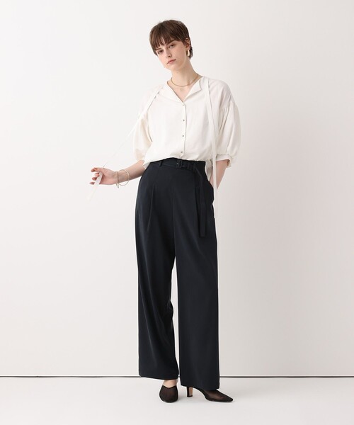 allureville(アルアバイル)の「フィブリルタックパンツ(その他パンツ・レディース・ベージュ/ホワイト/ネイビー・2/1)」の12枚目の写真