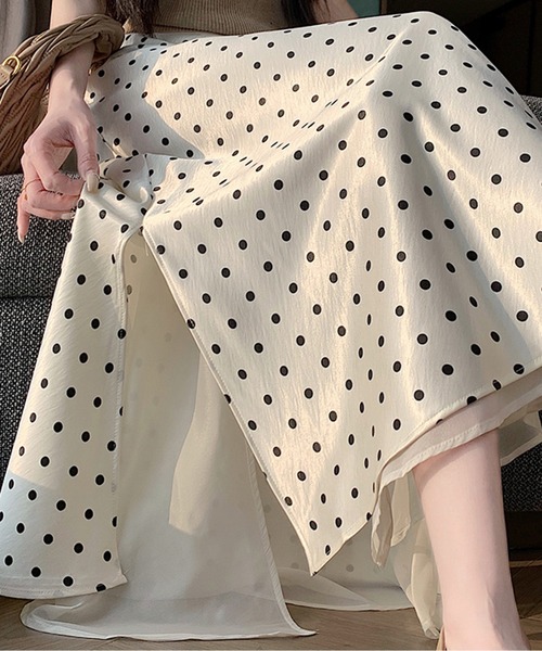 LUCPY(ラクピー)の「ドット柄スリットマーメイドスカート(スカート・レディース・ブラック/ホワイト・LARGE/MEDIUM/SMALL/X-SMALL)」の3枚目の写真