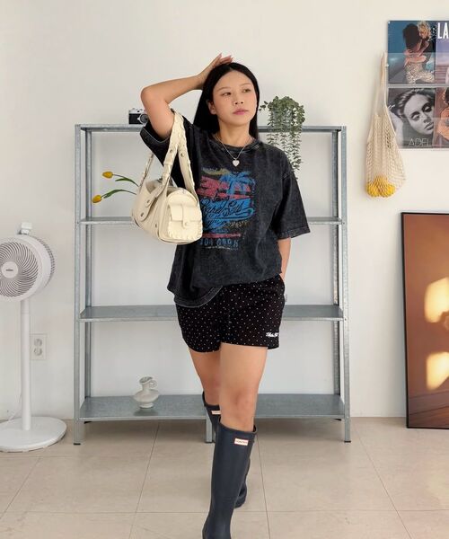 NAKED SURF CLUB（ネイキッドサーフクラブ）の「ヴィンテージパームツリーオーバーサイズTシャツ (チャコール)（Tシャツ/カットソー・レディース・その他・FREE）」の5枚目の写真