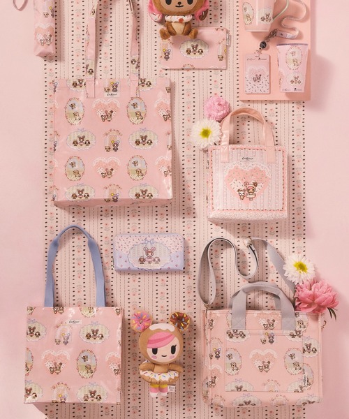 Cath Kidston(キャスキッドソン)の「tokidoki ミディアム ブックバッグ Tokidoki Town(トートバッグ・レディース・ピンク・FREE)」の6枚目の写真