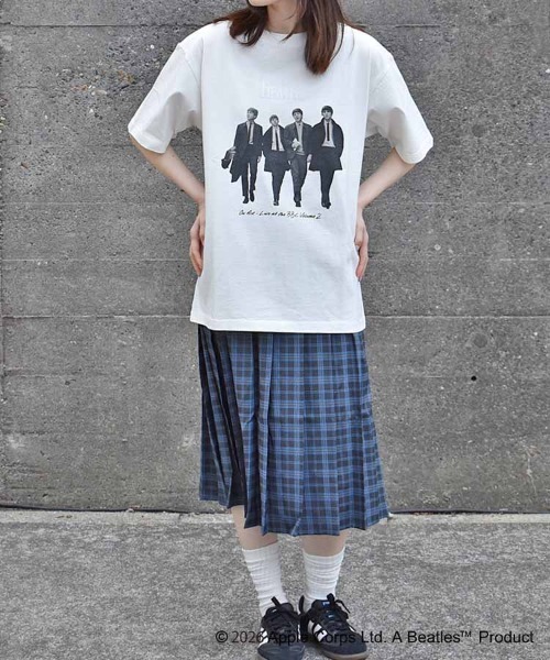 The Beatles(ザビートルズ)の「THE BEATLESレコードプリントTシャツ(Tシャツ/カットソー・レディース・チャコール/ホワイト/ブラウン・M/L)」の20枚目の写真