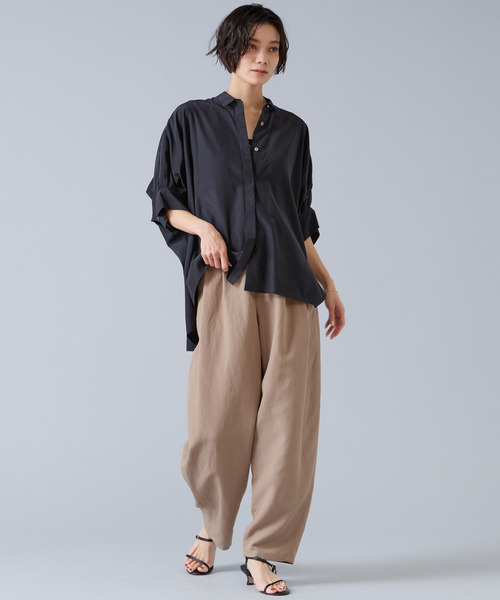 Liesse(リエス)の「リネンタンブラーカーブパンツ(その他パンツ・レディース・ブラック/ベージュ・3/2)」の15枚目の写真