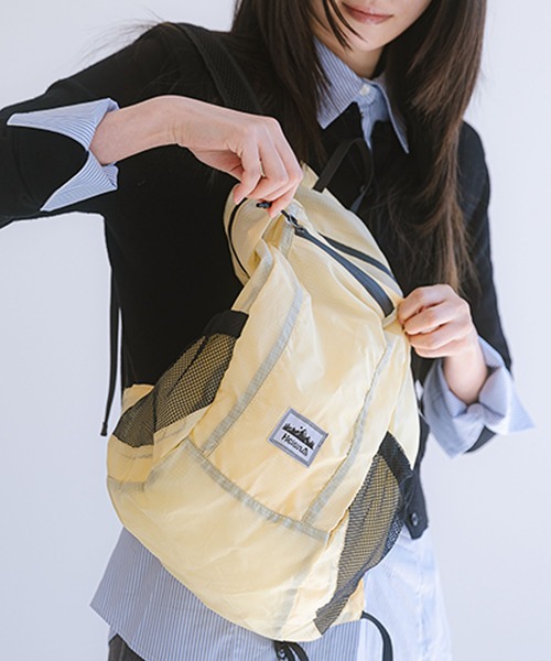 HEISAN(ハイサン)の「◇HEISAN◇ブランド直輸入正規品/折りたためる/パッカブル/大容量/超軽量 コンパクト ポケット バッグ V1 ULTRA-LIGHT COMPACT POCKET BAG V1(バックパック/リュック・レディース・ブラック/レモンイエロー/ブルー系その他・FREE)」の8枚目の写真