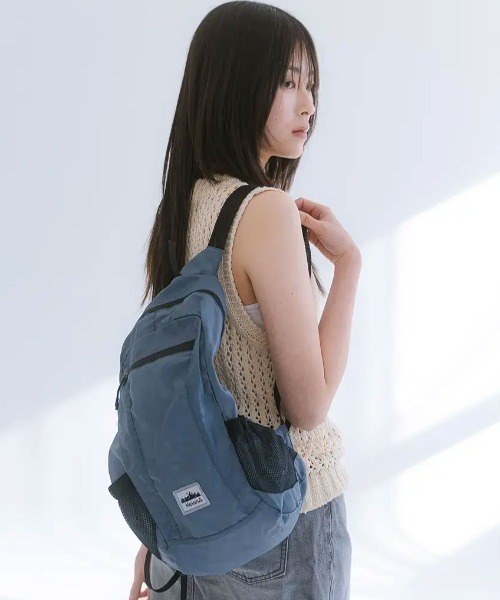 HEISAN(ハイサン)の「◇HEISAN◇ブランド直輸入正規品/折りたためる/パッカブル/大容量/超軽量 コンパクト ポケット バッグ V1 ULTRA-LIGHT COMPACT POCKET BAG V1(バックパック/リュック・レディース・ブラック/レモンイエロー/ブルー系その他/カーキ/ブラウン/グレー・FREE)」の22枚目の写真