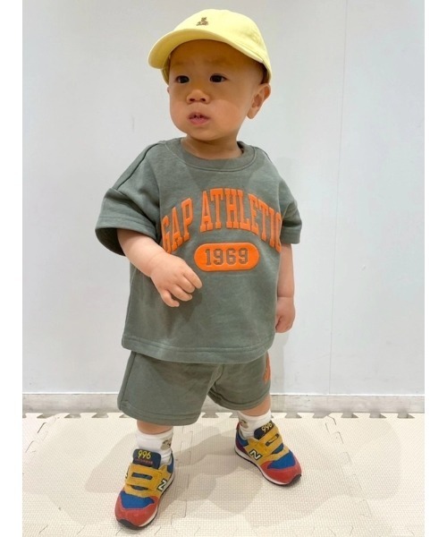 GAP(ギャップ)の「babyGap リラックスフィット プルオン フレンチテリー ショートパンツ(その他パンツ・キッズ・ブラック/グリーン/ネイビー/イエロー・70cm/80cm/90cm/95cm/100cm/105cm/110cm)」の6枚目の写真
