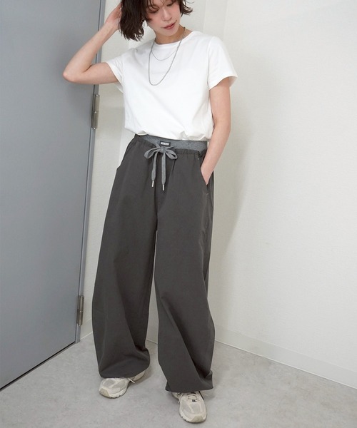 gossara(ゴサラ)の「【さりげない存在感】ラバータグ付きTシャツ(Tシャツ/カットソー・レディース・ネイビー/ライトイエロー/ホワイト/ブラウン・FREE)」の18枚目の写真