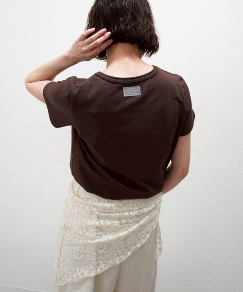 gossara(ゴサラ)の「【さりげない存在感】ラバータグ付きTシャツ(Tシャツ/カットソー・レディース・ネイビー/ライトイエロー/ホワイト/ブラウン・FREE)」の22枚目の写真