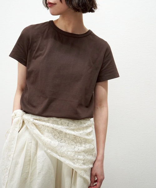 gossara(ゴサラ)の「【さりげない存在感】ラバータグ付きTシャツ(Tシャツ/カットソー・レディース・ネイビー/ライトイエロー/ホワイト/ブラウン・FREE)」の20枚目の写真