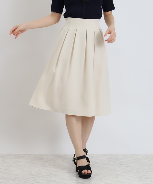 TRUDEA（トルディア）の「タックフレアスカート（スカート・レディース・ライトグレー/ベージュ/ネイビー・SMALL/MEDIUM/LARGE）」の2枚目の写真
