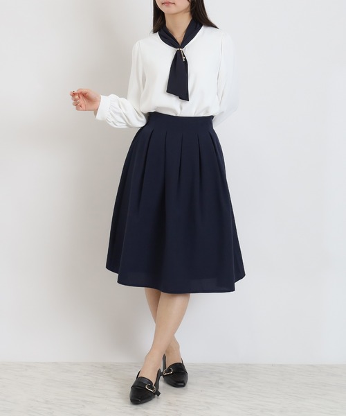 TRUDEA（トルディア）の「タックフレアスカート（スカート・レディース・ライトグレー/ベージュ/ネイビー・SMALL/MEDIUM/LARGE）」の19枚目の写真