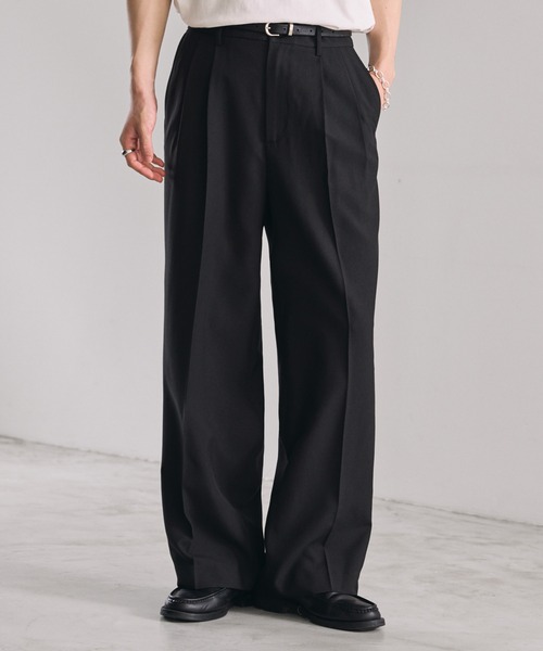 LUENNA（ルエナ）の「【LUENNA】Cool Touch Two-Tuck Slacks / クールタッチツータックスラックス（吸水速乾・UVカット・イージーケア）（スラックス・メンズ・ブラック/グレー・S/M/L）」の4枚目の写真
