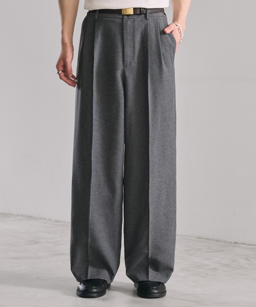 LUENNA（ルエナ）の「【LUENNA】Cool Touch Two-Tuck Slacks / クールタッチツータックスラックス（吸水速乾・UVカット・イージーケア）（スラックス・メンズ・ブラック/グレー・S/M/L）」の22枚目の写真