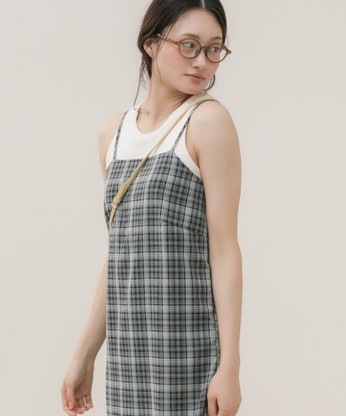 HEILIS(ヘイリス)の「チェックキャミワンピース / キャミワンピース チェックワンピース ロングワンピース Iラインワンピース ナローワンピース キャミワンピ ロング丈 スリットワンピース レイヤードワンピース チェック柄 春服 夏服 秋服 マタニティ ロング キャミワンピ ブラウン ネイビー ブルー カジュアル 大人カジュアル デイリー 韓国(ワンピース・レディース・ブルー/ブラウン・FREE)」の10枚目の写真