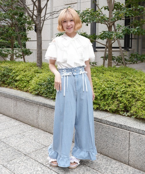 axes femme POETIQUE(アクシーズファムポエティック)の「ハイウエストワイドデニムPT(その他パンツ・レディース・インディゴブルー/ワンウォッシュ・MEDIUM)」の12枚目の写真
