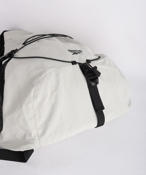 Reebok(リーボック)の「Reebok / リーボック ナイロン スリングバッグ 軽量 大容量 クッション入り ドローコード メッシュポケット(ボディバッグ/ウエストポーチ・メンズ・ブラック/グレイッシュベージュ/チャコール・FREE)」の14枚目の写真