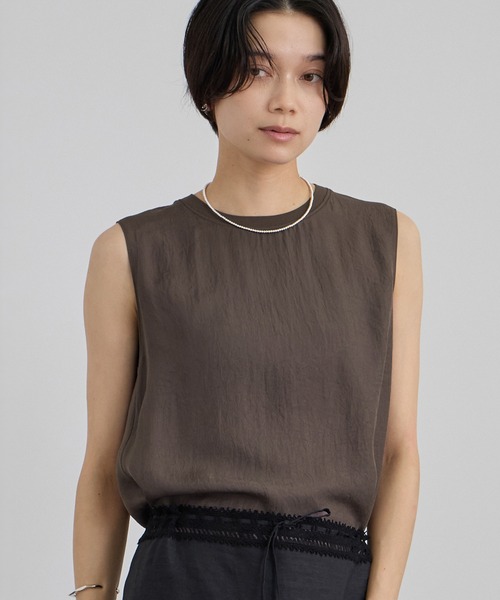 SALON adam et rope'(サロン アダム エ ロペ)の「ブライトツイルタンクトップ / セットアップ対応・ドライタッチ(Tシャツ/カットソー・レディース・ブラウン/ホワイト/ブラック・FREE)」の1枚目の写真