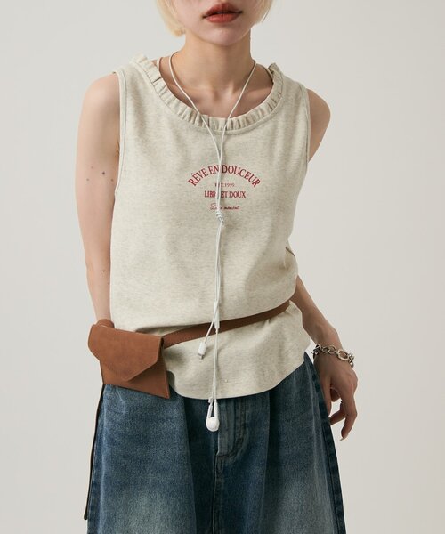 w closet(ダブルクローゼット)の「フリルロゴタンク(Tシャツ/カットソー・レディース・チャコールグレー/アイボリー/オフホワイト・FREE)」の2枚目の写真