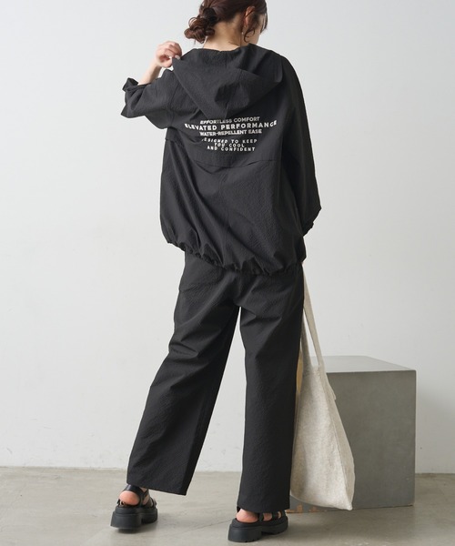 PUAL CE CIN（ピュアルセシン）の「【WEB限定／セットアップ対応】UVカット・撥水加工 水陸両用マウンテンパーカー（マウンテンパーカー・レディース・ブラック/チェック/キャメル・FREE）」の17枚目の写真