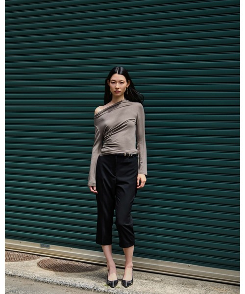 kiehtova(キエトヴァ)の「【kiehtova】VEIL DRAPE TOPS/ヴェール ドレープ トップス(Tシャツ/カットソー・レディース・カーキ/ホワイト/ブラック・FREE)」の5枚目の写真