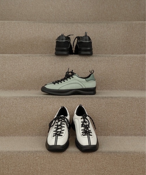 lawgy(ラウジー)の「square toe bi color stitch sneaker / スクエアトゥバイカラーステッチスニーカー(スニーカー・レディース・ホワイト/ミント/ブラック・LARGE/MEDIUM/SMALL)」の12枚目の写真