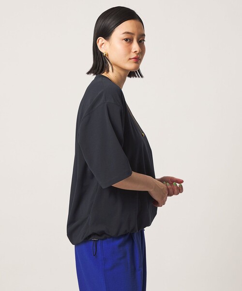 A DAY IN THE LIFE UNITED ARROWS(アデイインザライフユナイテッドアローズ)の「ポンチ ドロストTシャツ ‐吸水速乾・接触冷感‐<A DAY IN THE LIFE>(Tシャツ/カットソー・レディース・モカ/オフホワイト/ネイビー・FREE)」の4枚目の写真